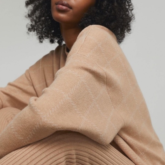 Lunya cozy cotton silk pullover - Picture 3 of 4